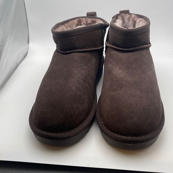 CUSHIONAIRE Women's COZY pull on boot +Memory Foam SIZE 8.5 CHOCOLATE - Picture 2 of 7